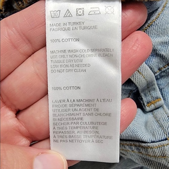 BDG Extreme Destroyed High Waist Jeans size 26 - Picture 7 of 7